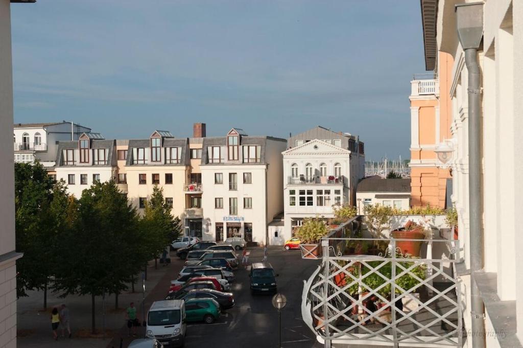 Villa Seeblick Warnemuende - Fewo Mit Meerblick Und Balkon Direkt Am Strand Fuer 2-4 Pers Rostock Exteriör bild